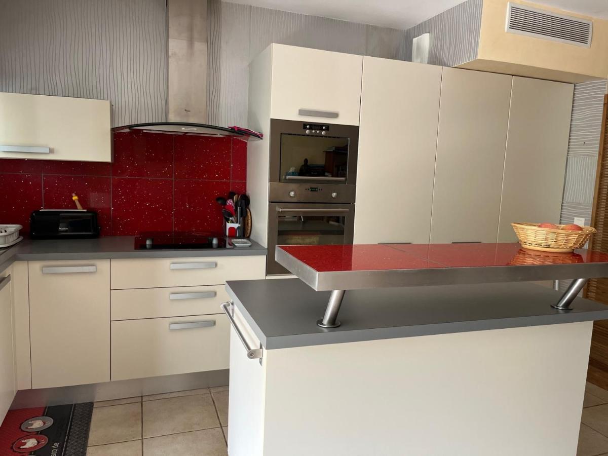 Saint-Raphael, Boulouris, F2 Dans Belle Residence 3 Piscines, Proche Bord De Mer ภายนอก รูปภาพ