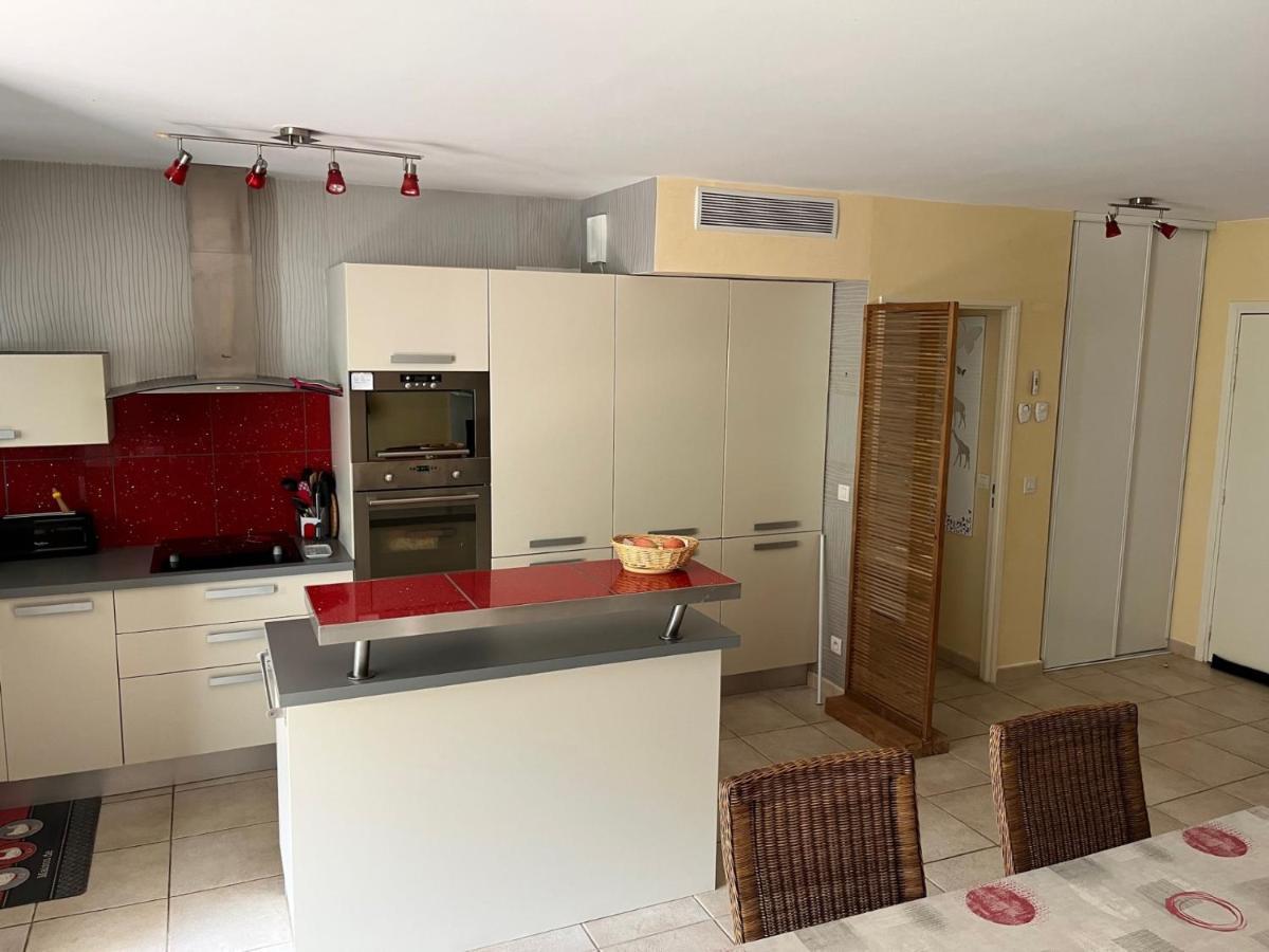 Saint-Raphael, Boulouris, F2 Dans Belle Residence 3 Piscines, Proche Bord De Mer ภายนอก รูปภาพ