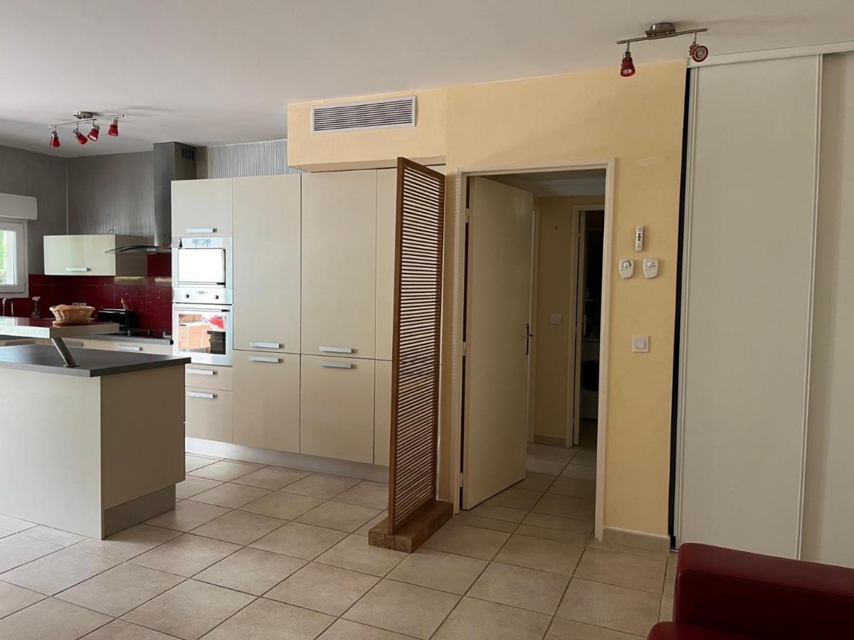 Saint-Raphael, Boulouris, F2 Dans Belle Residence 3 Piscines, Proche Bord De Mer ภายนอก รูปภาพ