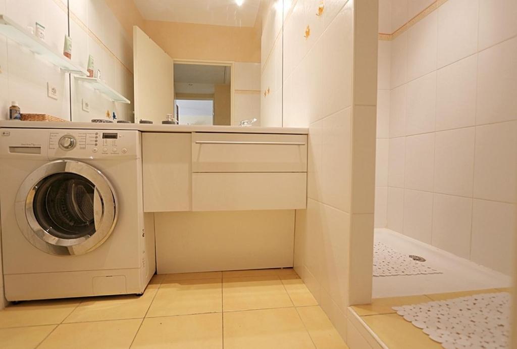 Saint-Raphael, Boulouris, F2 Dans Belle Residence 3 Piscines, Proche Bord De Mer ภายนอก รูปภาพ